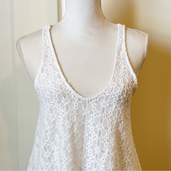 Free People Beach White Lace Top Overlay Cut Out Back Tank Top Size Medium - Picture 2 of 11